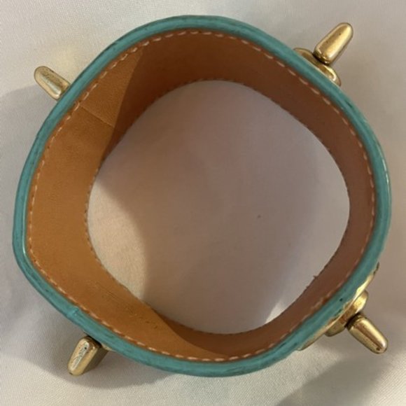 SALE. Coach Wide Leather Turnlock Bracelet - Picture 1 of 5